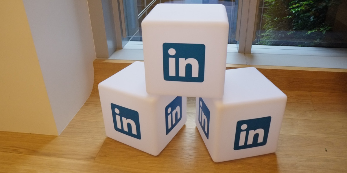 LinkedIn Introduces ‘Service’ Listings